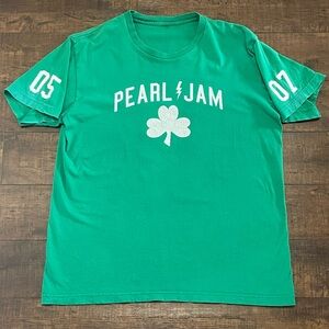 Pearl Jam 2016 Fenway Boston Park Concert T-Shirt Sz Medium? Shamrock Clover #16